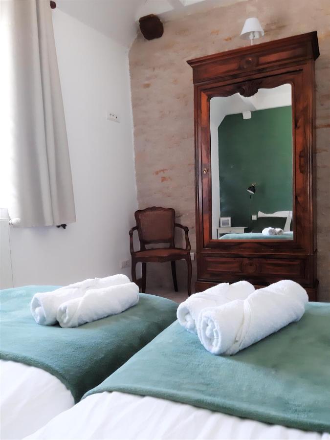 La Chouette Burgonde Hotel Villy-le-Moutier Kültér fotó